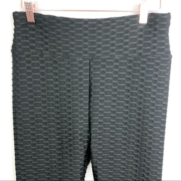 TIK TOK Booty Scrunch Textured Black Leggings Women’s XXL - Picture 3 of 7
